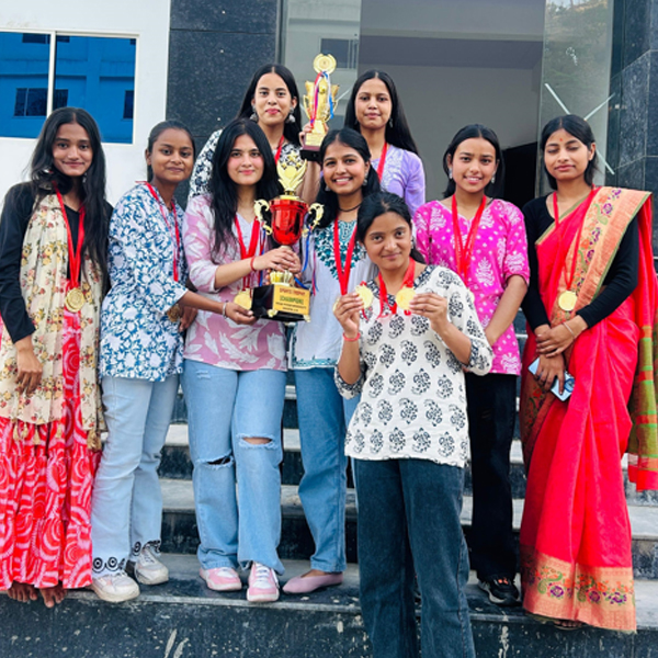 trophy-with-student-mpu