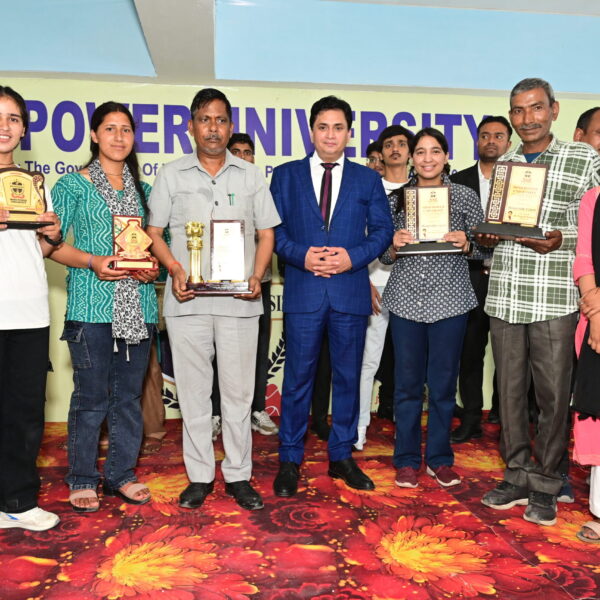 Award Ceremony at Mind power university