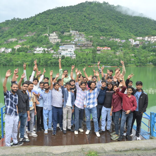 A Delegation of students from ACMT Group of Colleges visited Mind Power University.