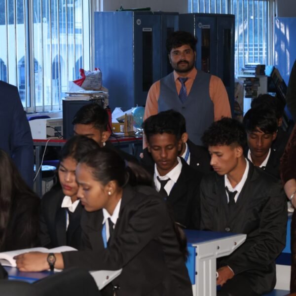 Students from a Well Known Institute Attended an Educational Tour at Mind Power University