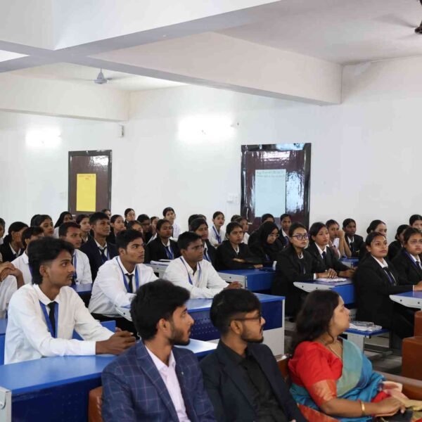 Kolkata Students Experience Campus Life at MPU