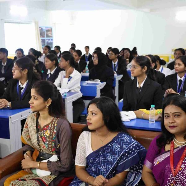 Kolkata Students Experience Campus Life at MPU